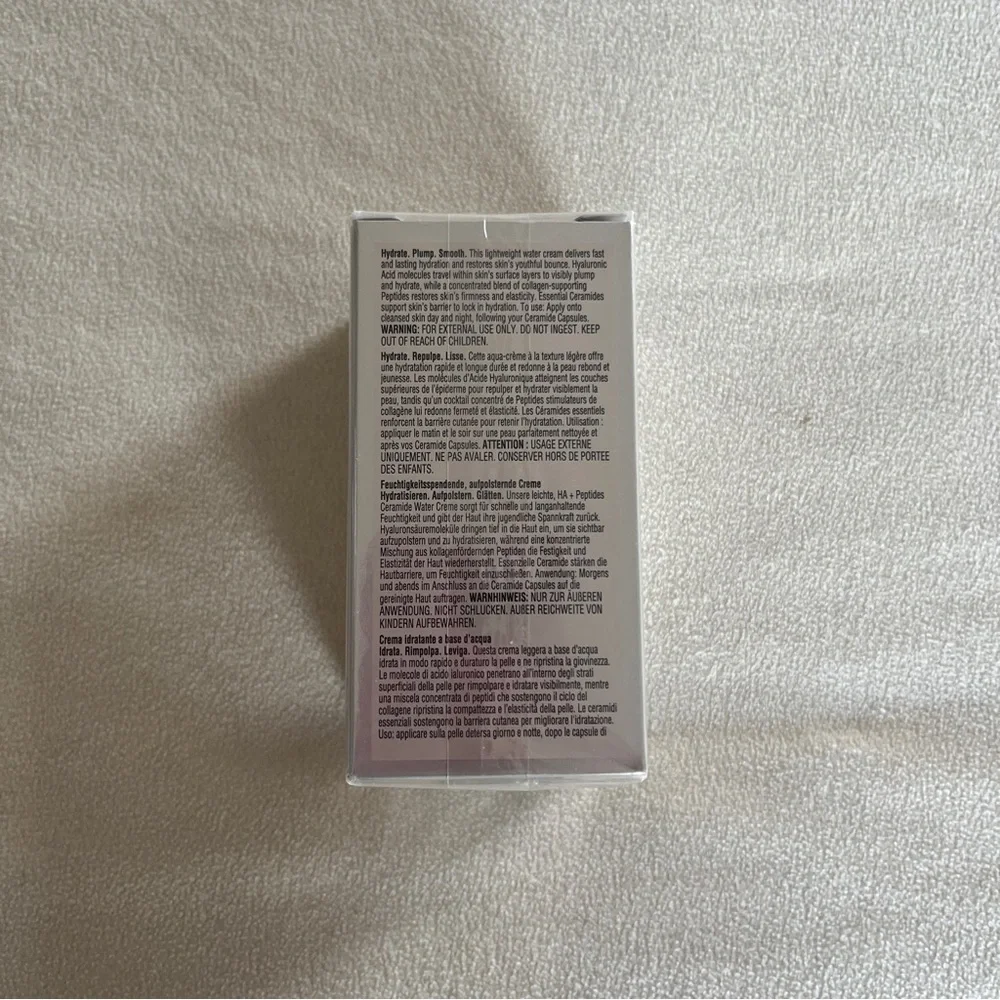 Elizabeth Arden HYALURONIC ACID + PEPTIDES CERAMIDE HYDRA-PLUMPING WATER CREAM